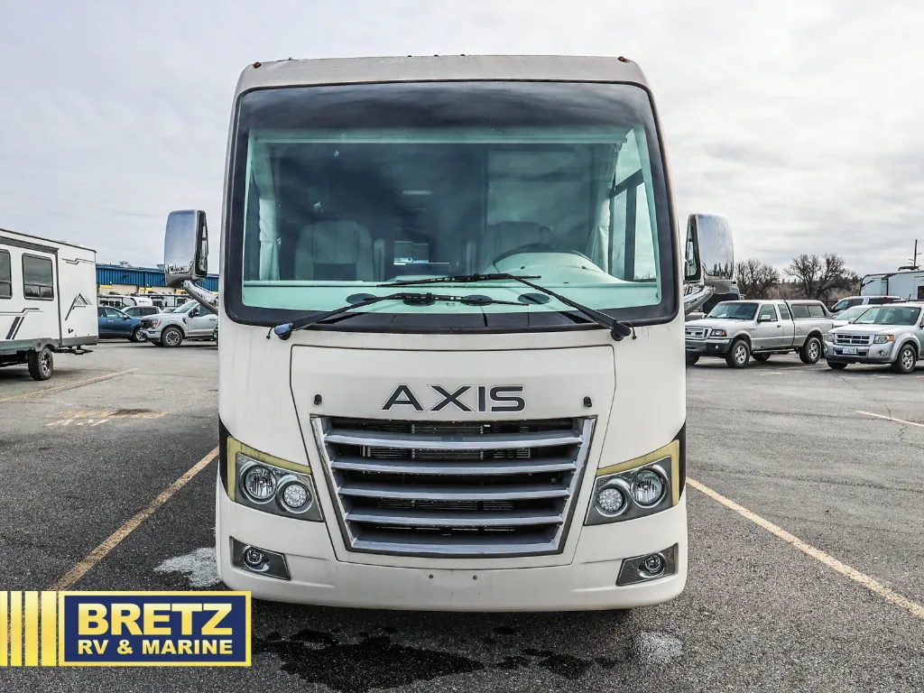 2023 Thor Motor Coach Axis 24.3, Photos photo 2