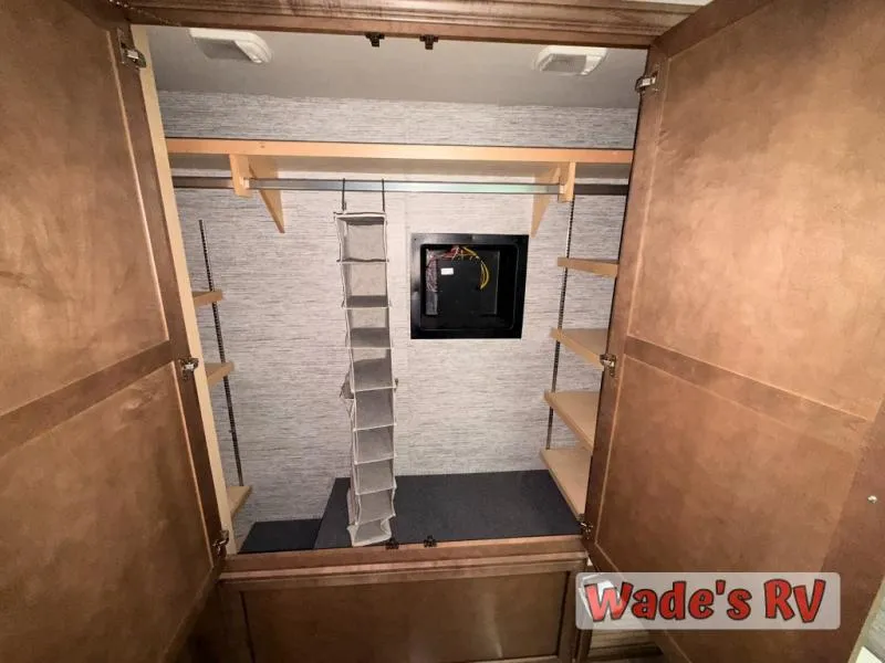 2026 Newmar Ventana 4369 - Photo 4