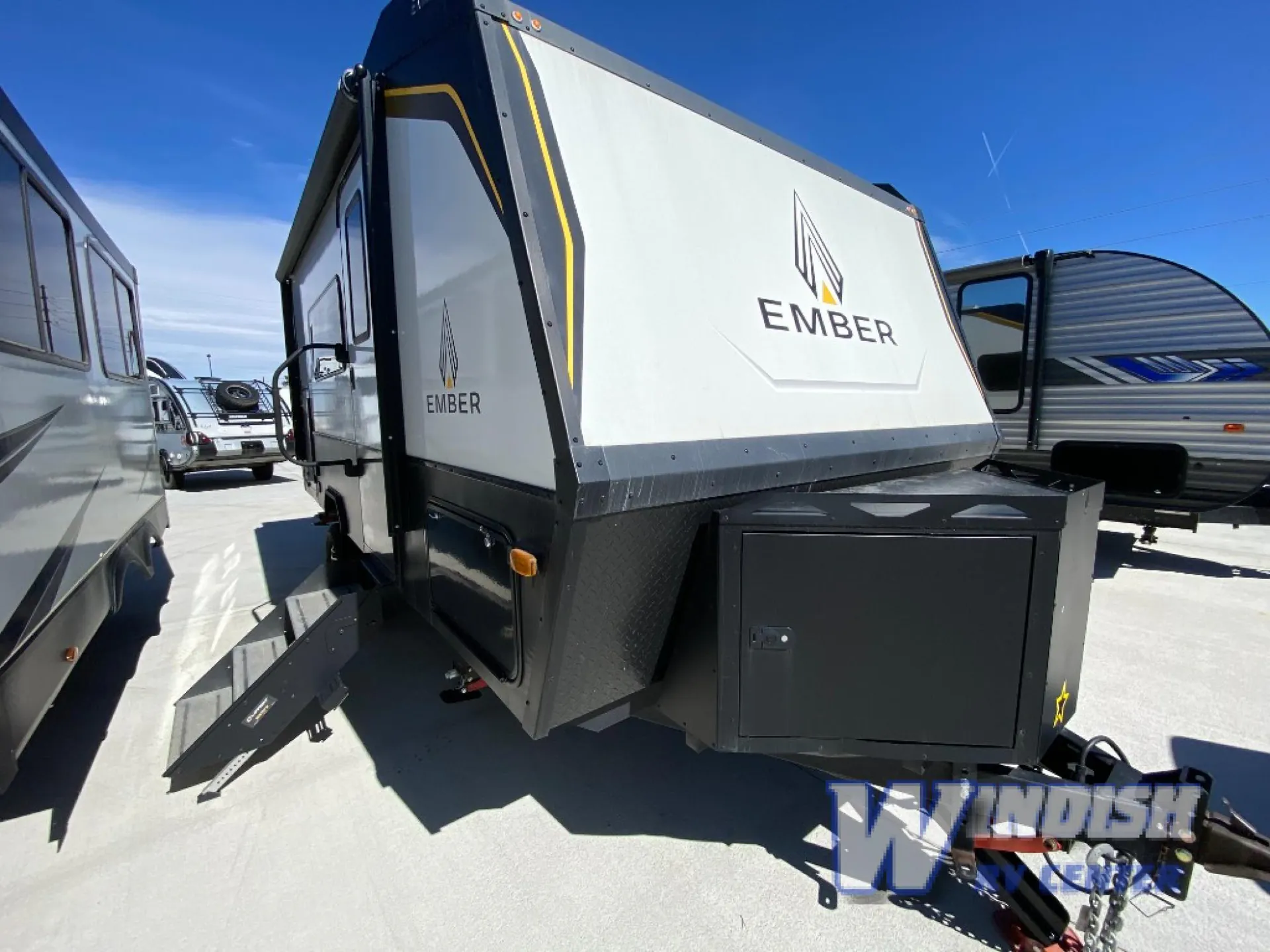 2023 Ember RV Overland Series 170MRB - Photo 2