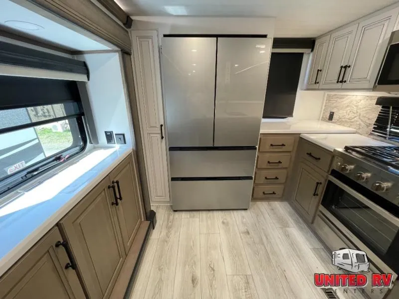 2025 Keystone Montana 3901RK - Photo 3