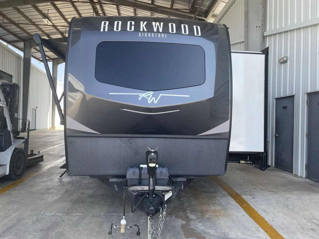 2023 Forest River Rockwood Signature 8264BHS - Photo 3