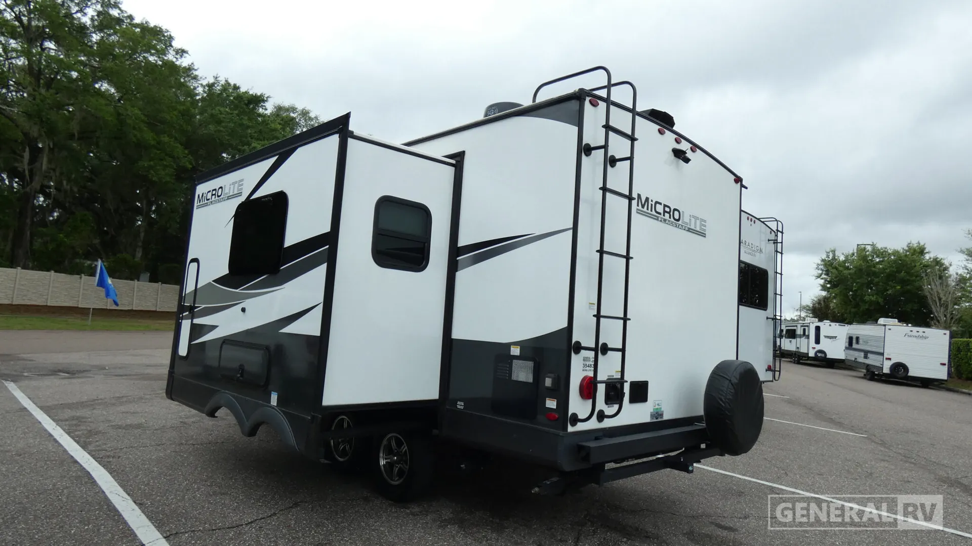 2024 Forest River Flagstaff Micro Lite 21DS - Photo 4