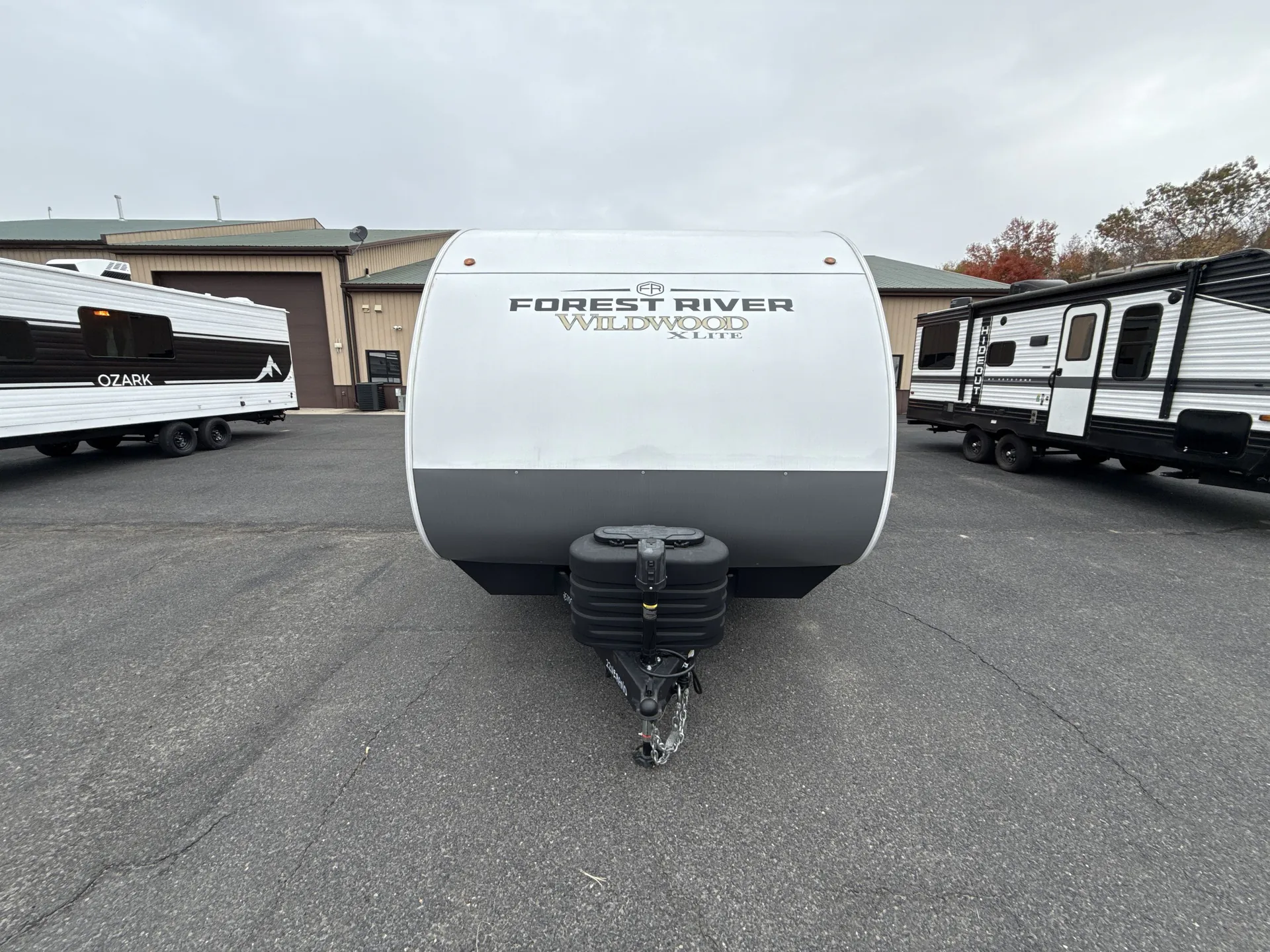 2025 Forest River Wildwood X-Lite 22VERANDA - Photo 2