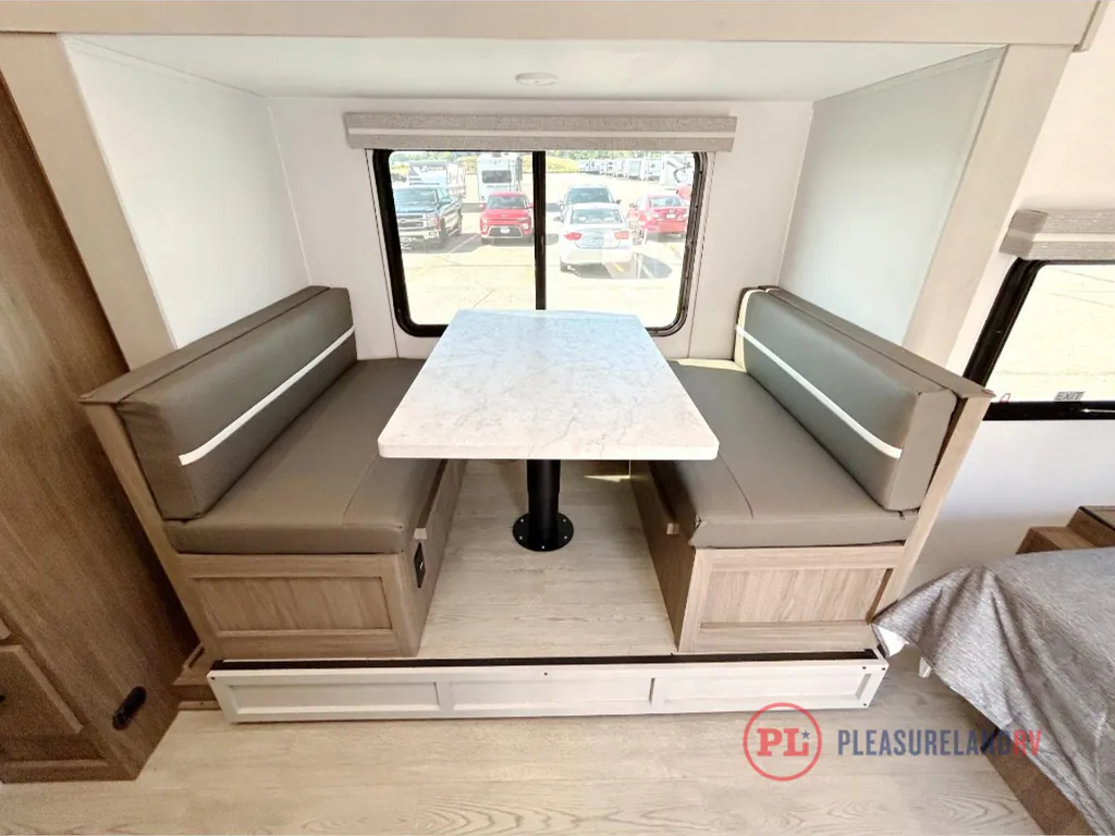2026 Coachmen Freedom Express Select 21SE, Photos photo 11