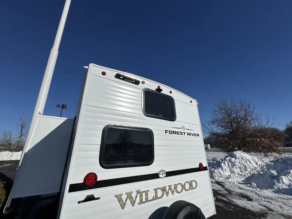 2026 Forest River Wildwood 300ICE, Photos photo 26