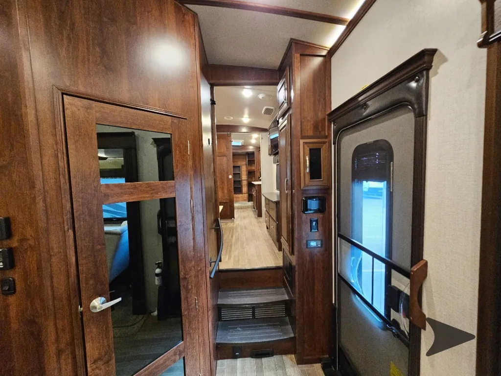 2020 Jayco Pinnacle 36FBTS, Photos photo 46