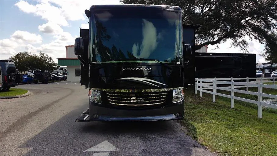 2018 Newmar Ventana 3412 - Photo 3