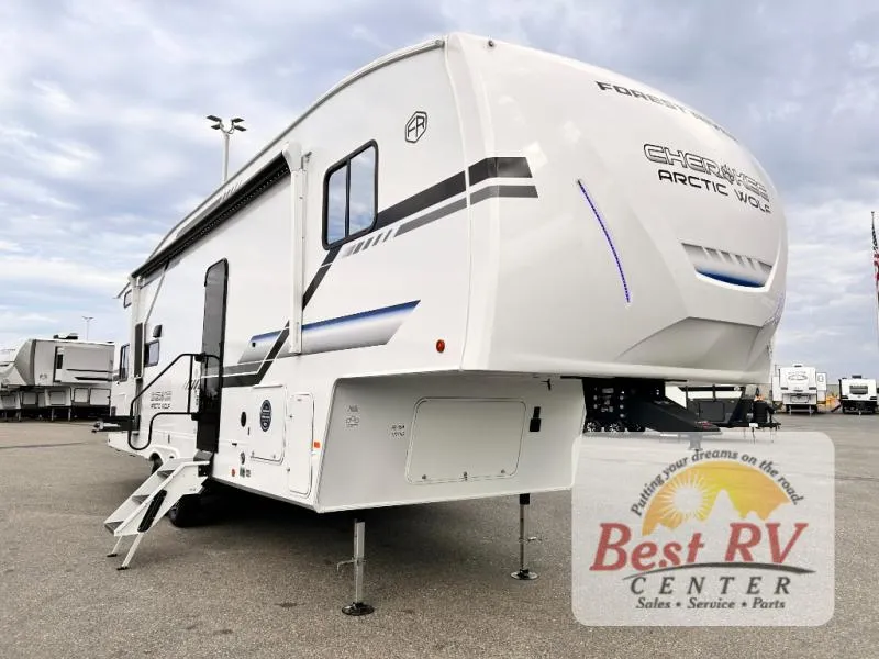 2026 Forest River Cherokee Arctic Wolf 287BH - Photo 2
