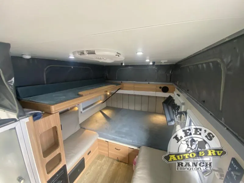 2022 Black Series Camper Black Series Camper HQ12 - Photo 3