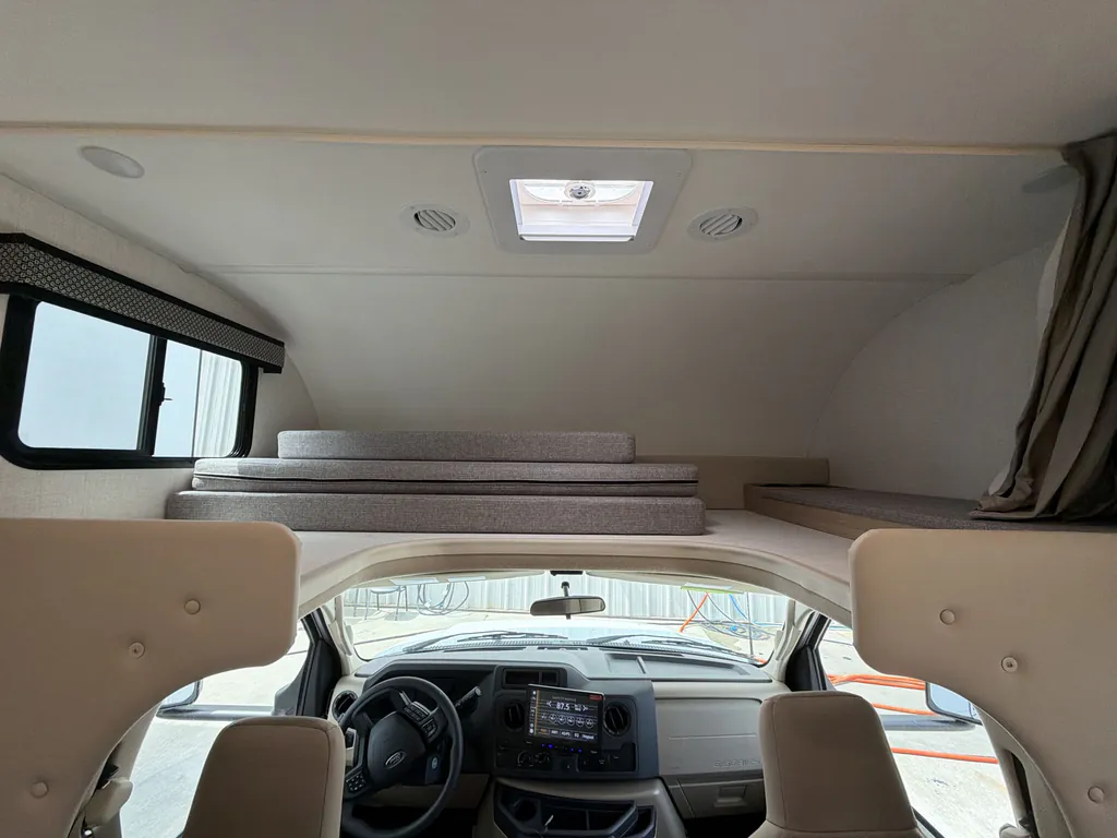 2027 Thor Motor Coach Freedom Elite 31FE, Photos photo 16