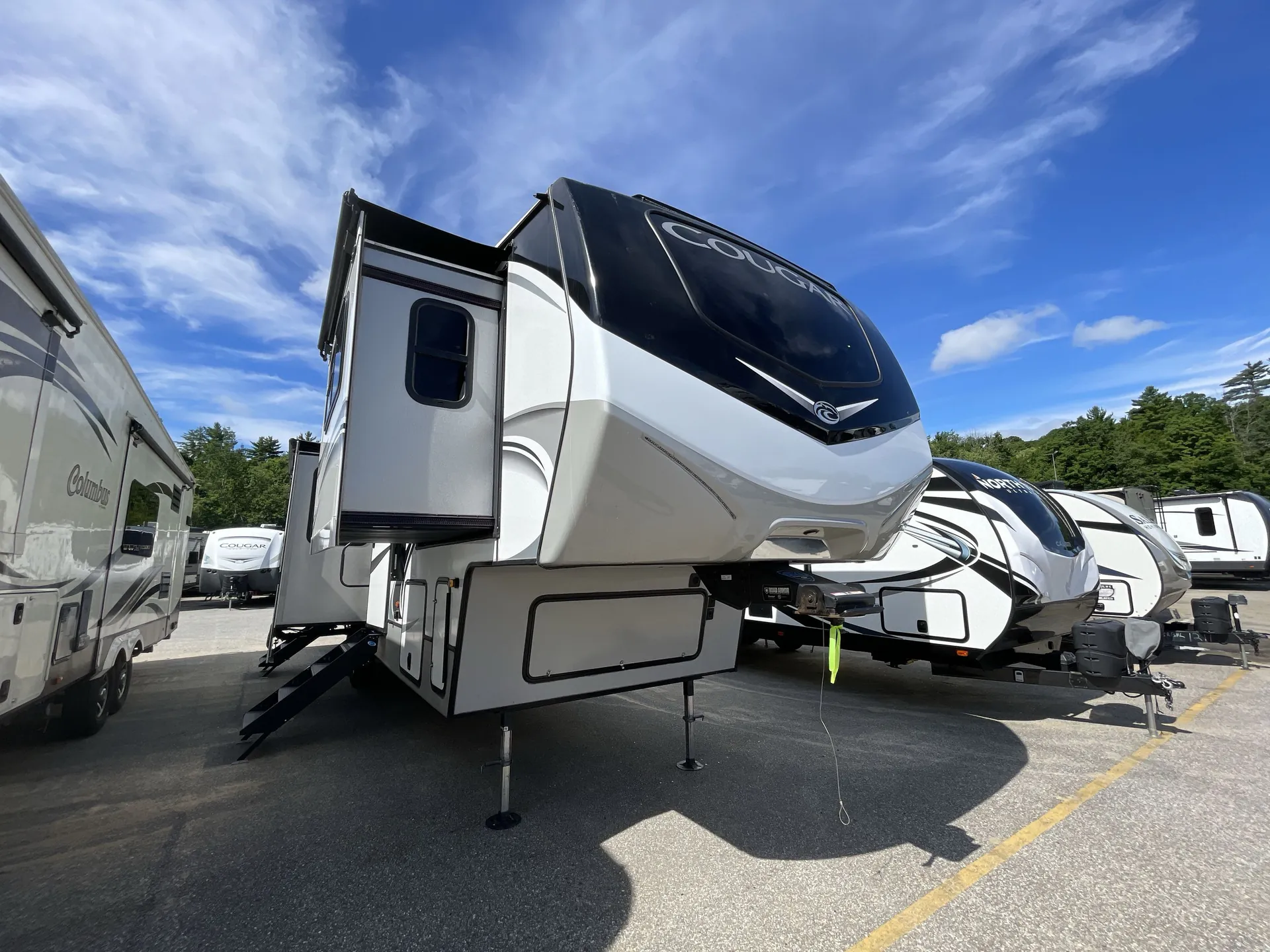 2021 Keystone Cougar 354FLS - Photo 2