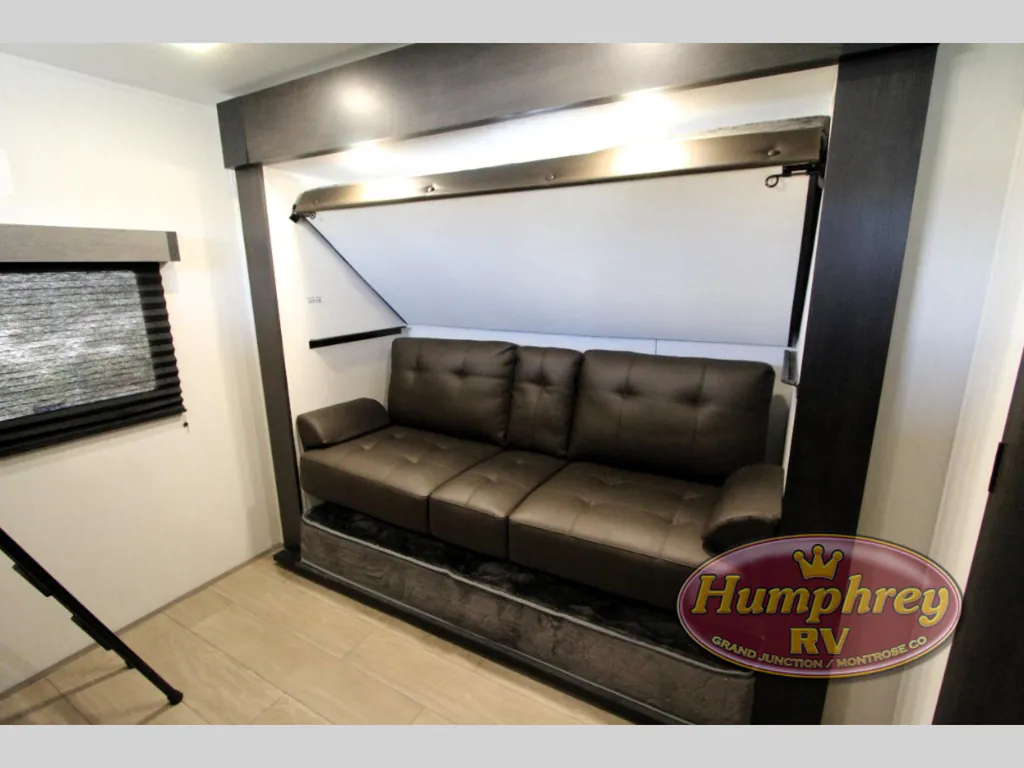 2026 Forest River Cherokee Alpha Wolf 33BH, Photos photo 22
