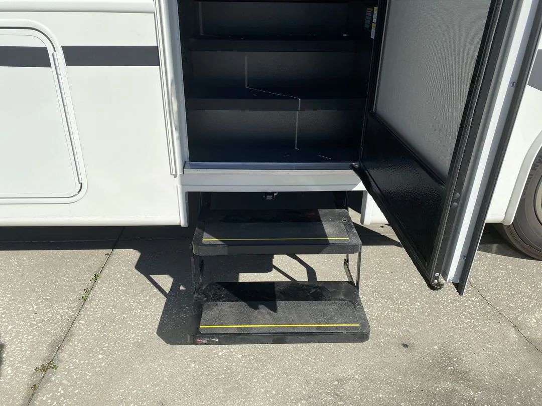 2026 Jayco Alante 29F - Photo 3