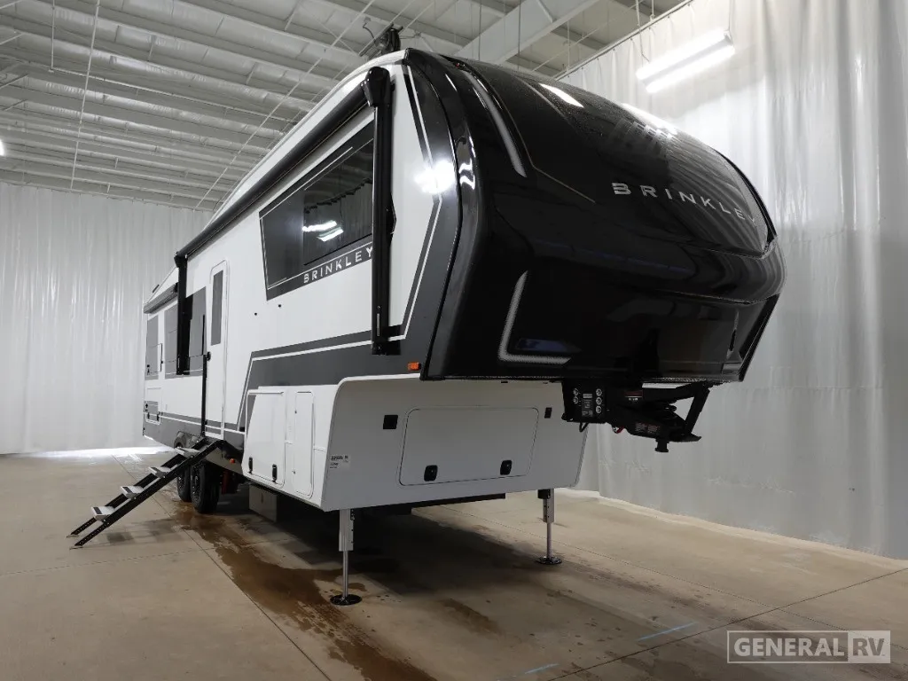 2026 Brinkley Model Z 2810 - Photo 2