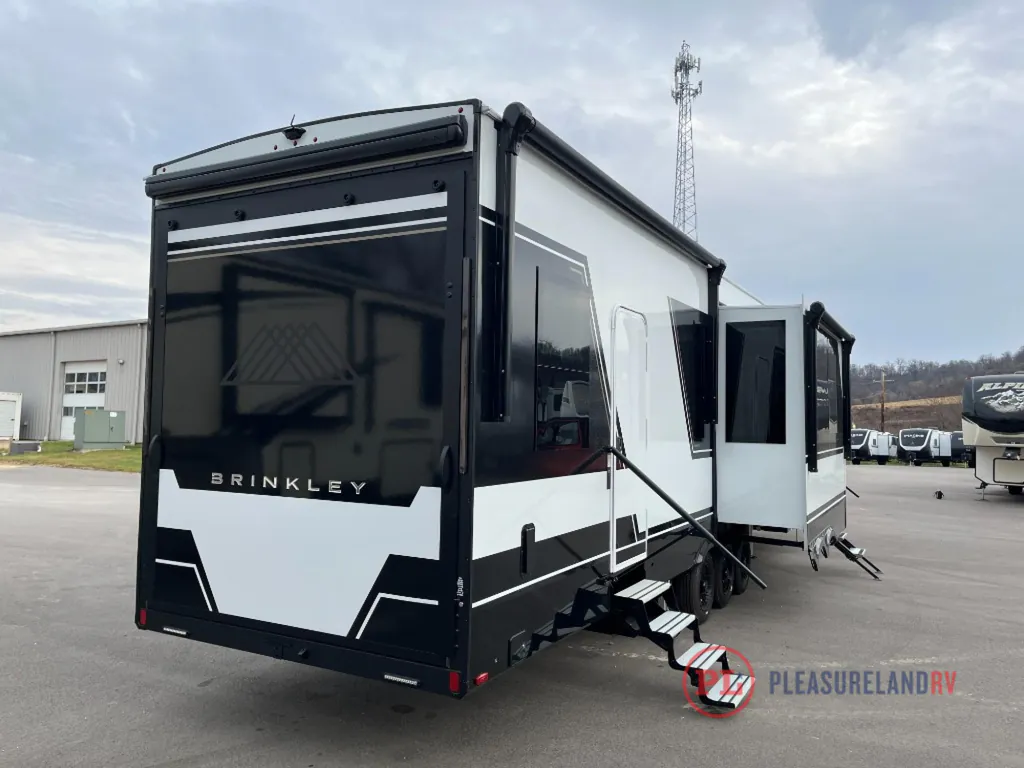 2026 Brinkley Model G 4100, Photos photo 6