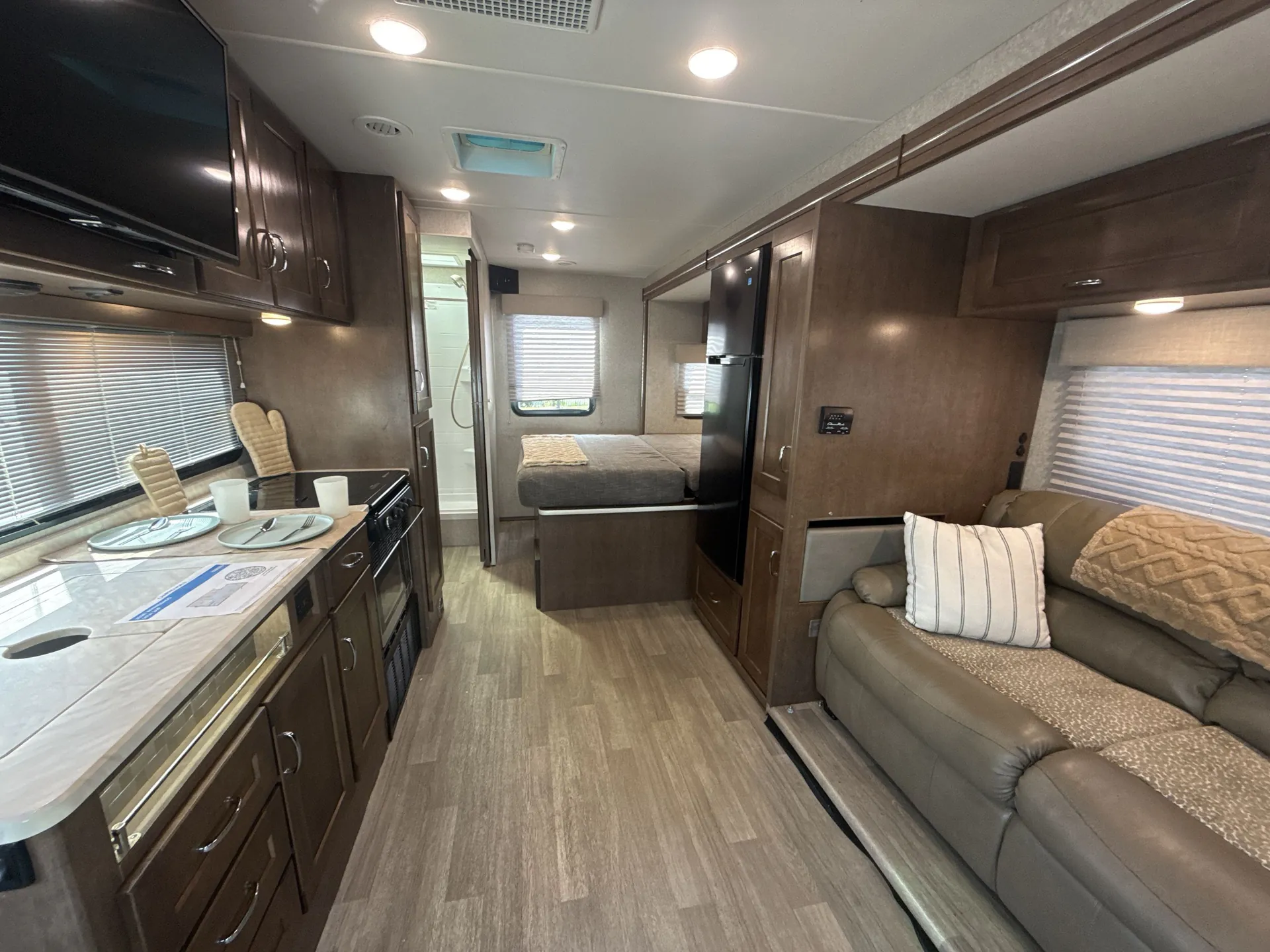 2020 Winnebago Vita 24P — living area main