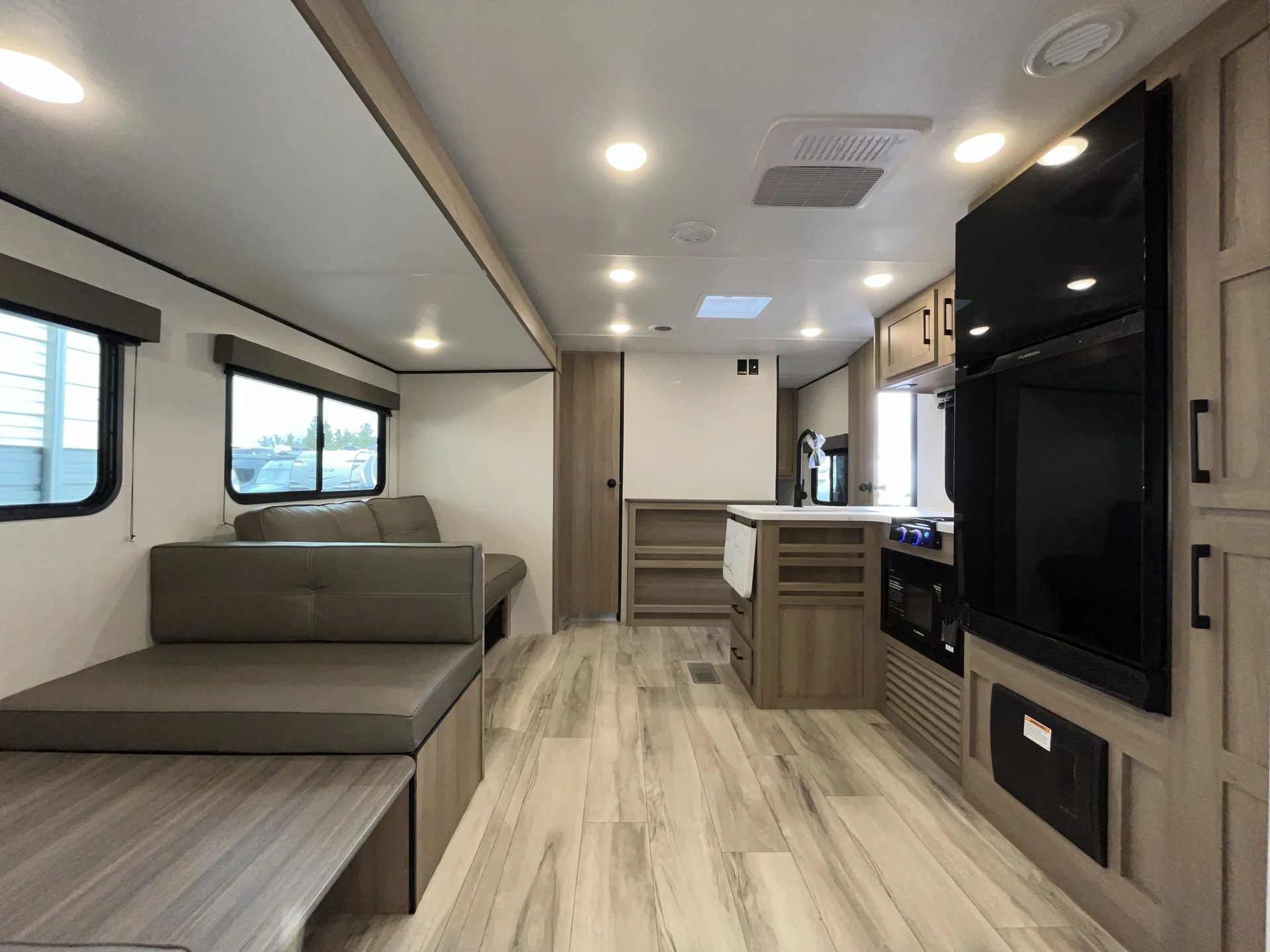 2026 Keystone Coleman Light 29BX - Photo 4