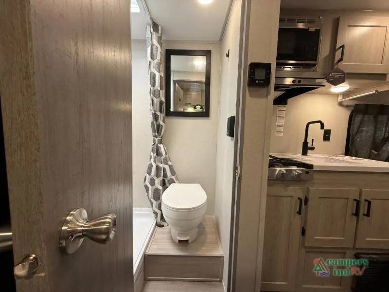 2026 Coachmen Catalina Summit Series 7 134RDX - Photo 4