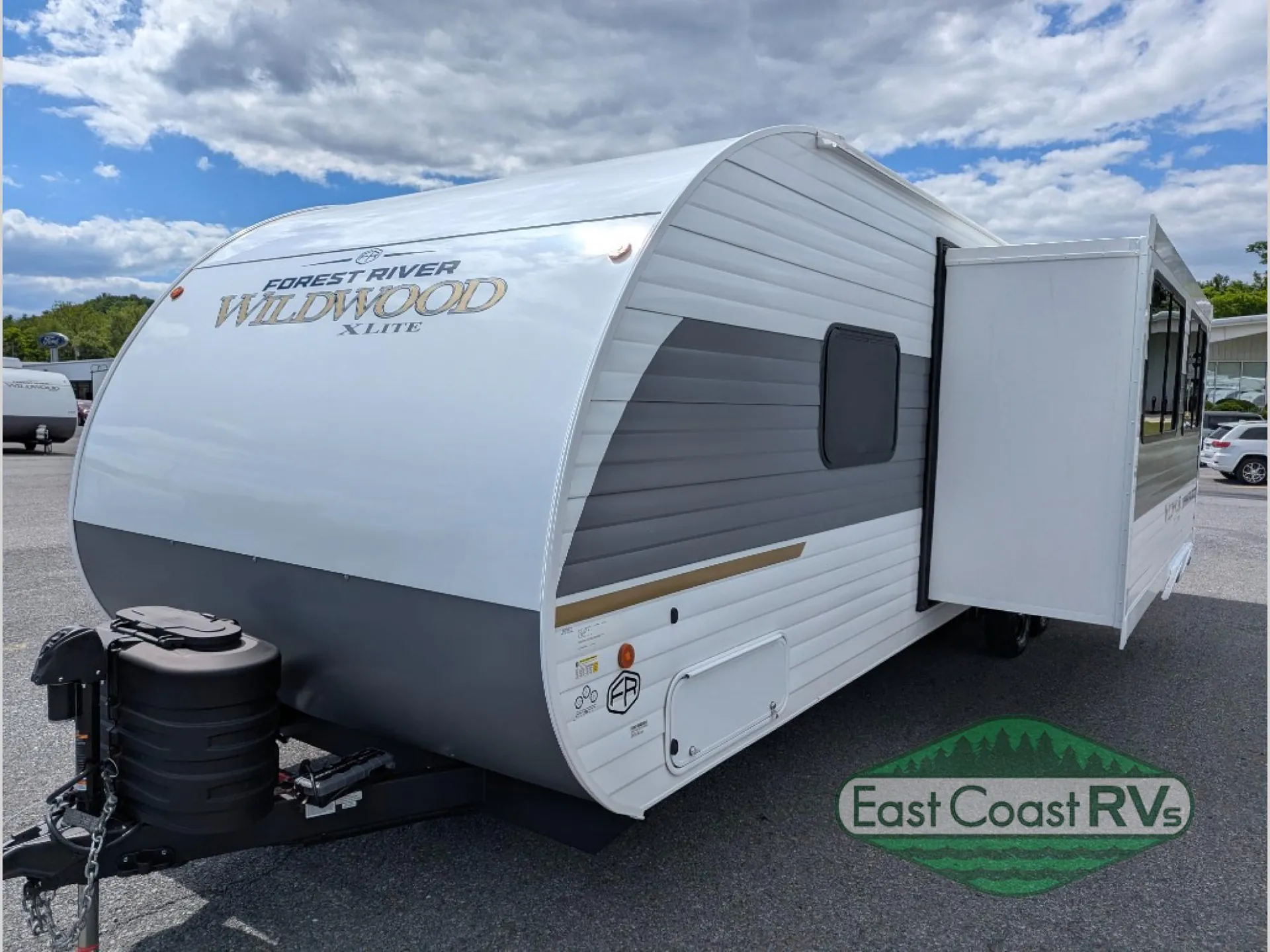 2027 Forest River RV Wildwood X-Lite 273QBXL — Photo 7