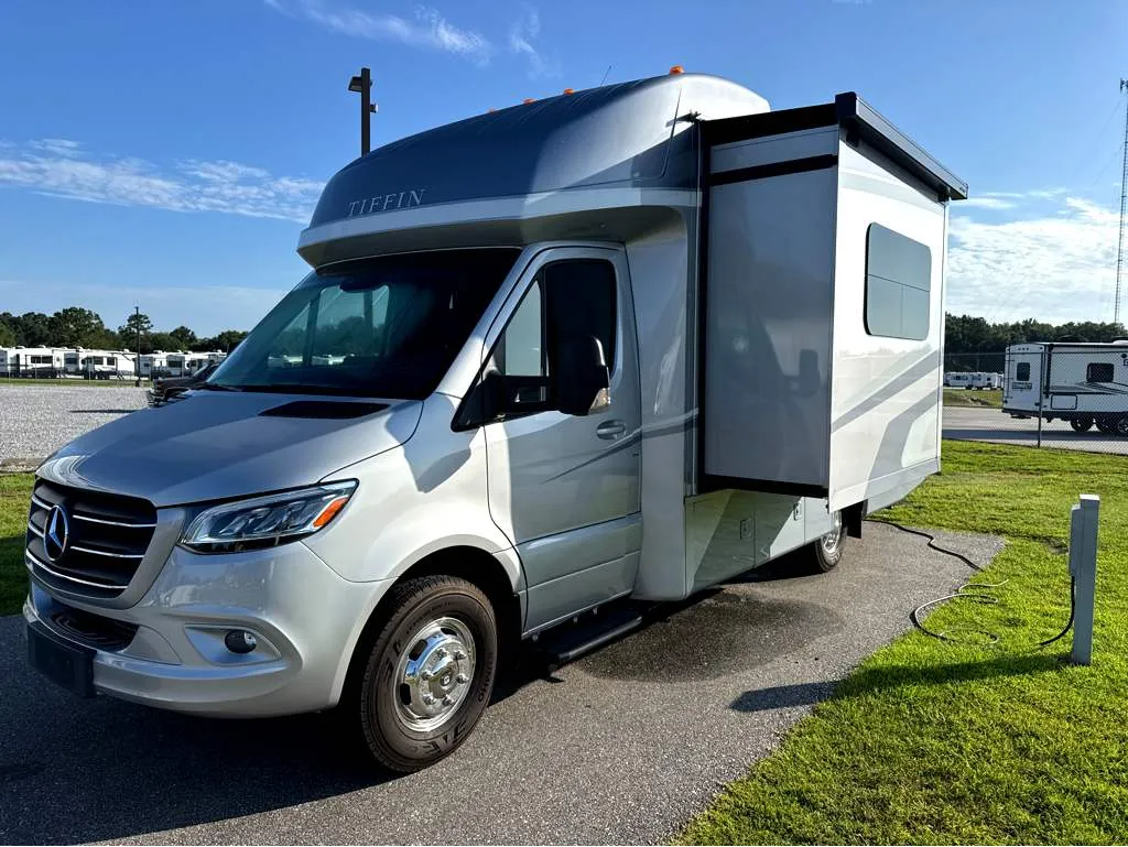 2024 Tiffin Wayfarer 25 JW - Photo 4