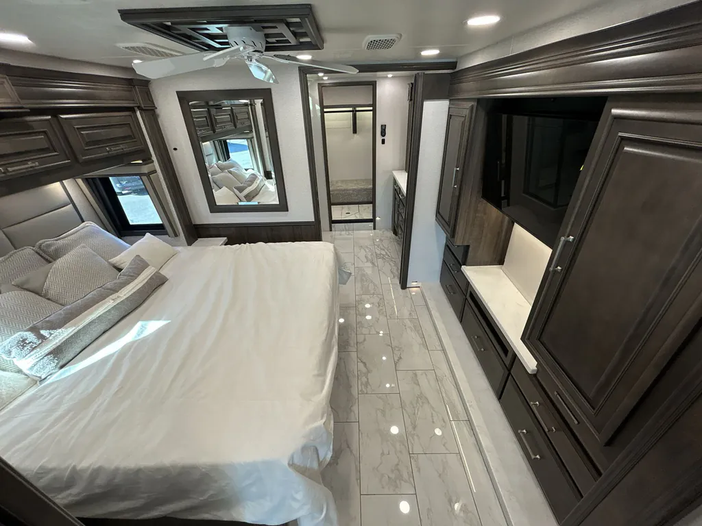 2026 Entegra Coach Aspire 44D, Photos photo 13