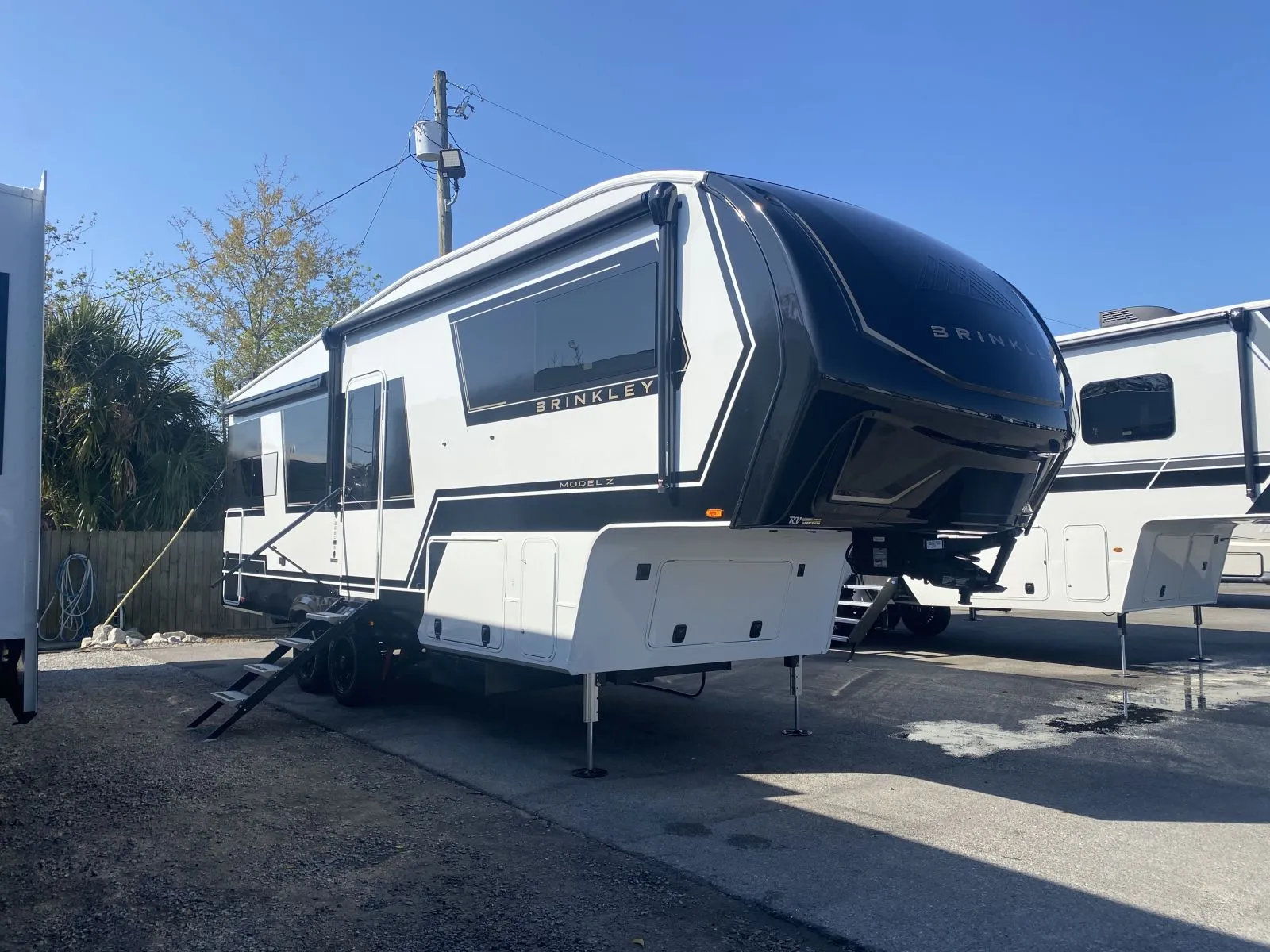2026 Brinkley Model Z 2680 - Photo 2
