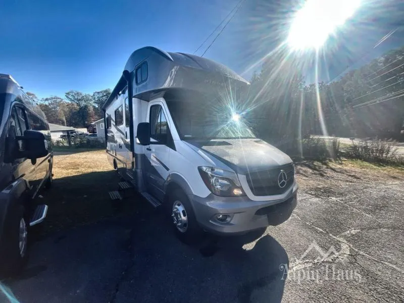 2019 Winnebago View 24J - Photo 2