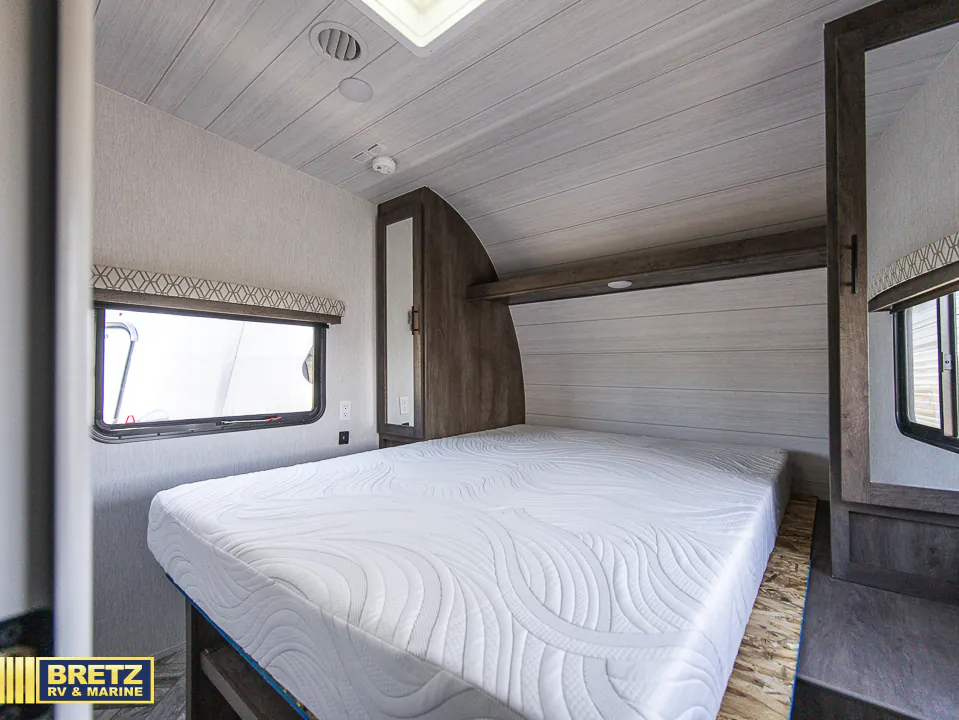 2022 Forest River Stealth FQ2413G, Photos photo 15