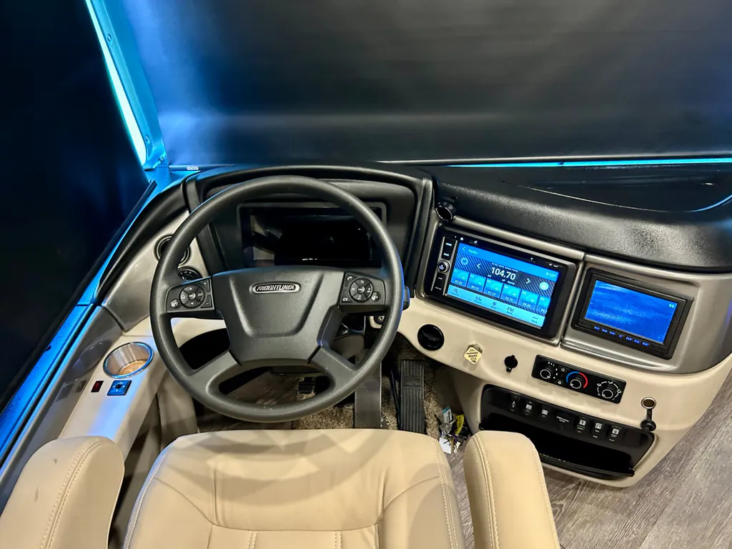2020 Fleetwood Pace Arrow LXE 38K, Photos photo 43