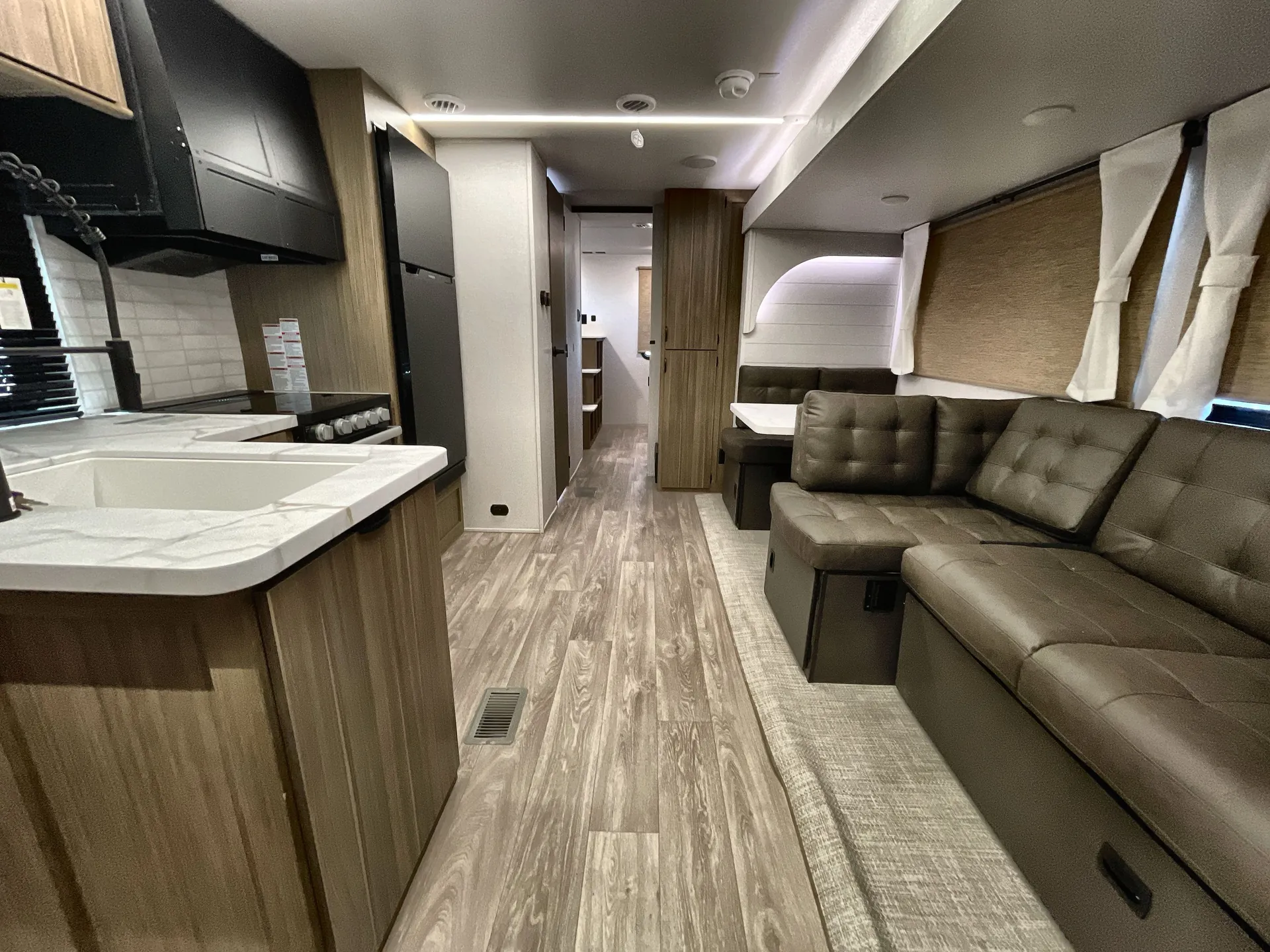 2026 Forest River Salem 33TS — living area main