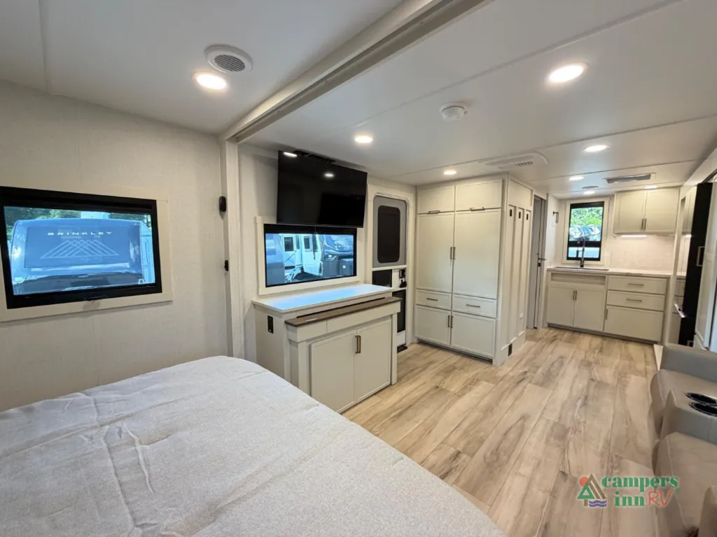 2026 Brinkley Model Ix 23X, Photos photo 14