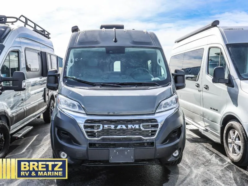 2026 Thor Motor Coach Rize 18M - Photo 3