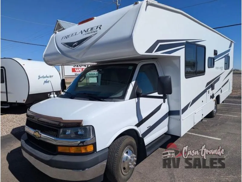 2023 Coachmen Freelander 27QB - Photo 2