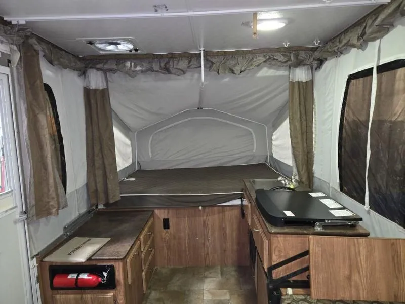 2014 Forest River RV Flagstaff MAC LTD Series 28TSC - Photo 4