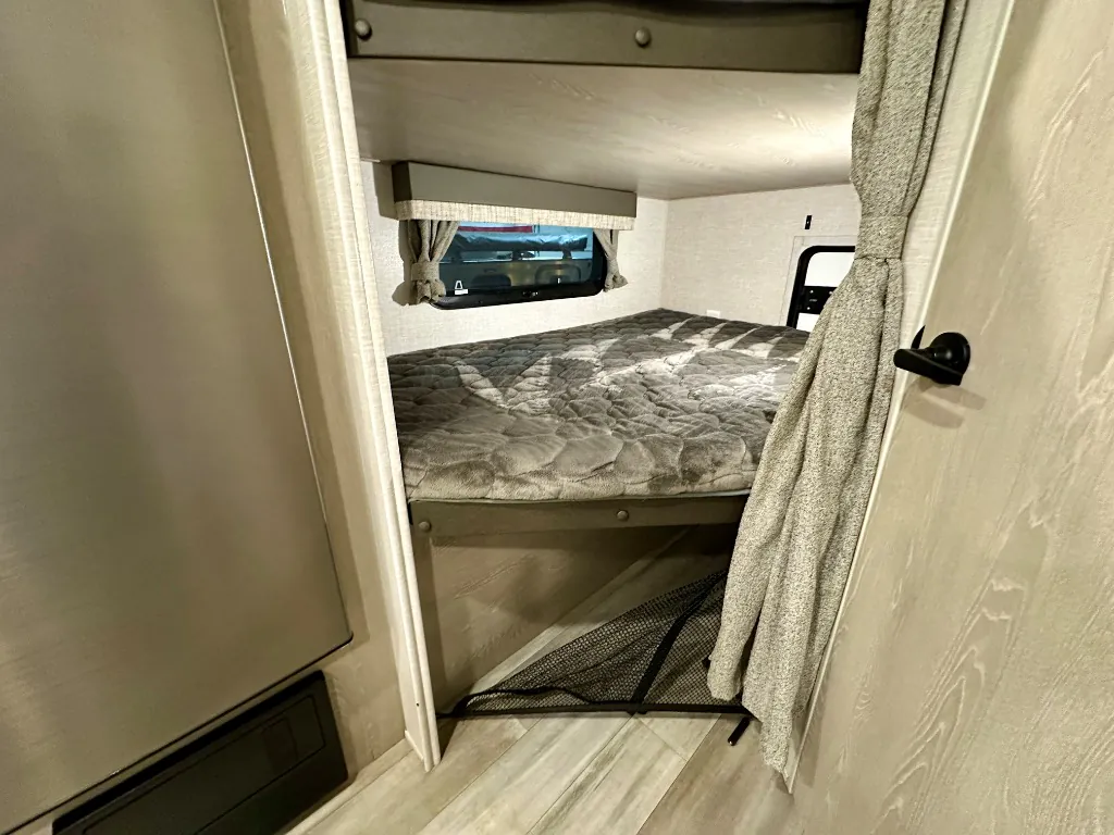 2023 Forest River Flagstaff Micro Lite 25BRDS, Photos photo 26