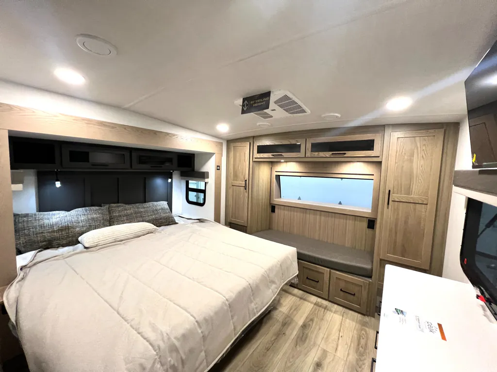 2026 Forest River Rockwood Signature 403SDB, Photos photo 35