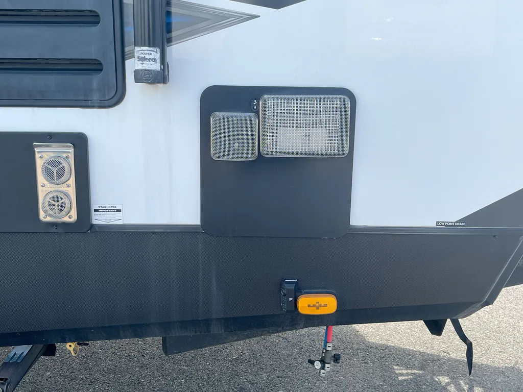 2022 Forest River Xlr Hyper Lite 3310, Photos photo 6