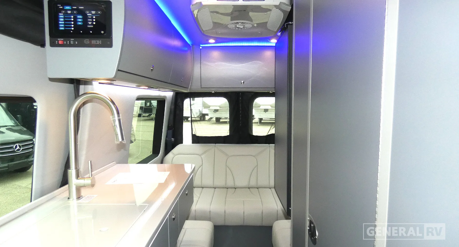 2027 Grech Motors Vacanza-ion 19AWD - Photo 3