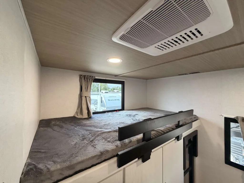 2027 Forest River Vibe 3400BH, Photos photo 17