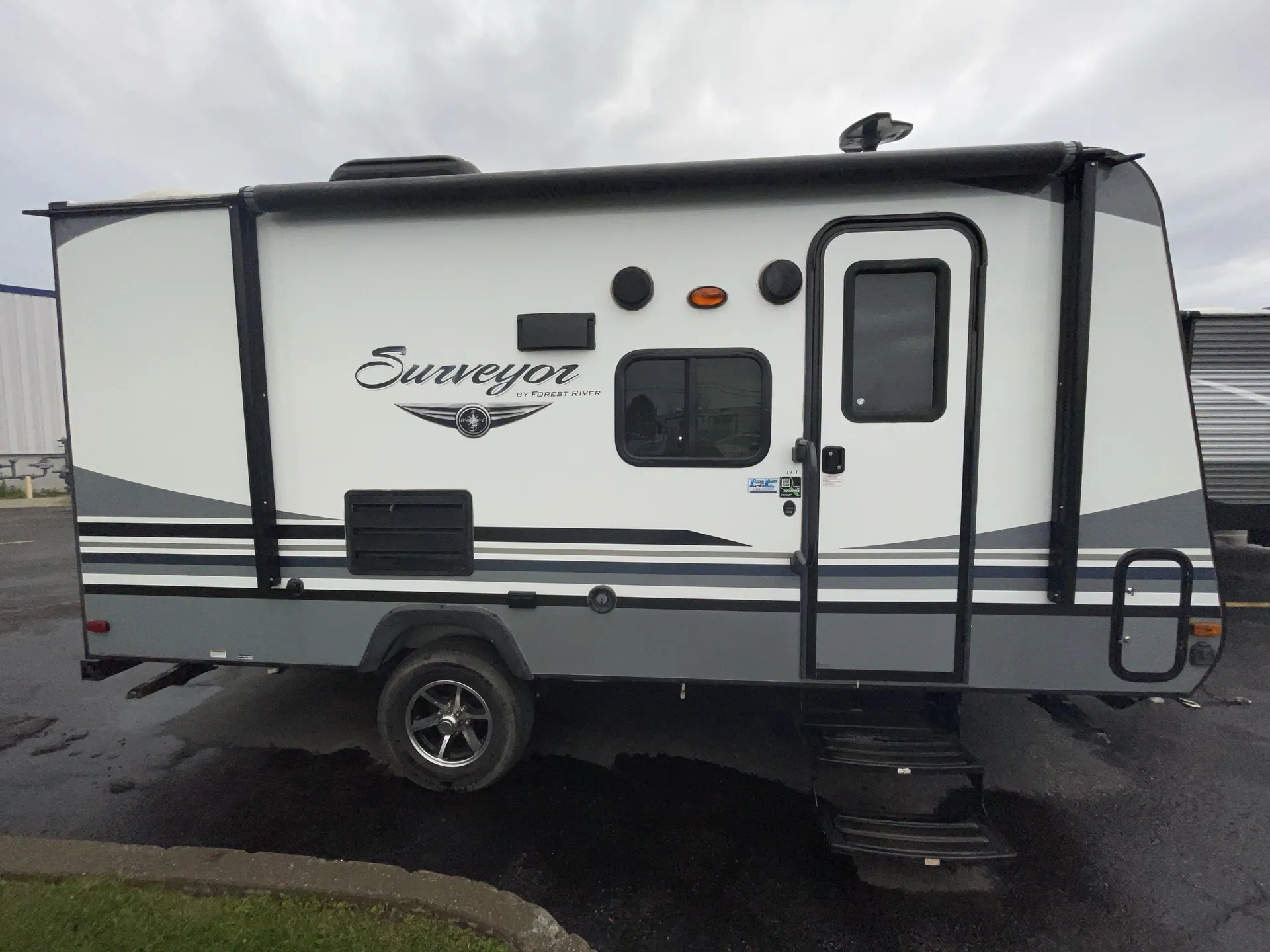 2018 Forest River Surveyor 191T — campside