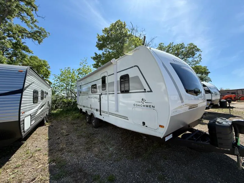 2026 Coachmen Freedom Express Ultra Lite 271BHE - Photo 2