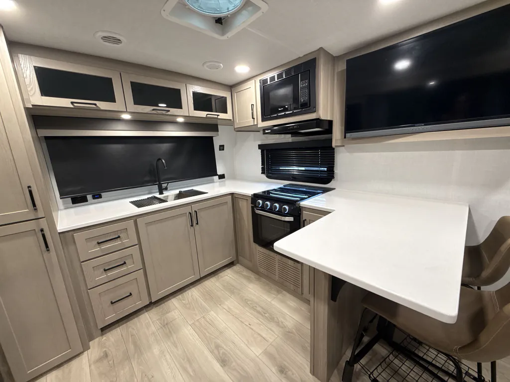 2026 Forest River Flagstaff Micro Lite 25MBR, Photos photo 12