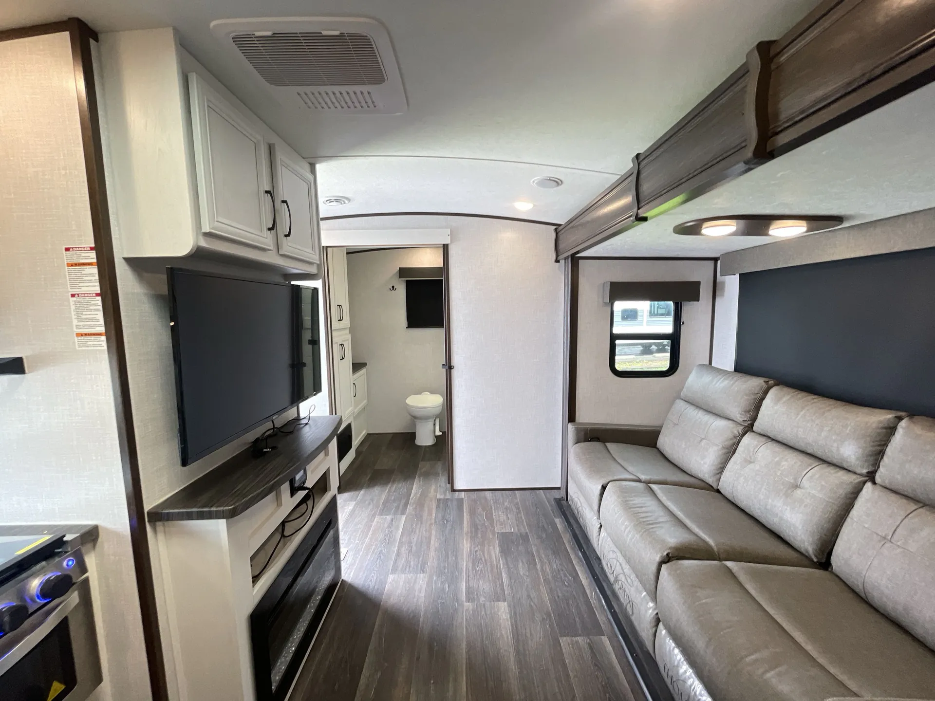 2023 Dutchmen Atlas 2202RB — living area main