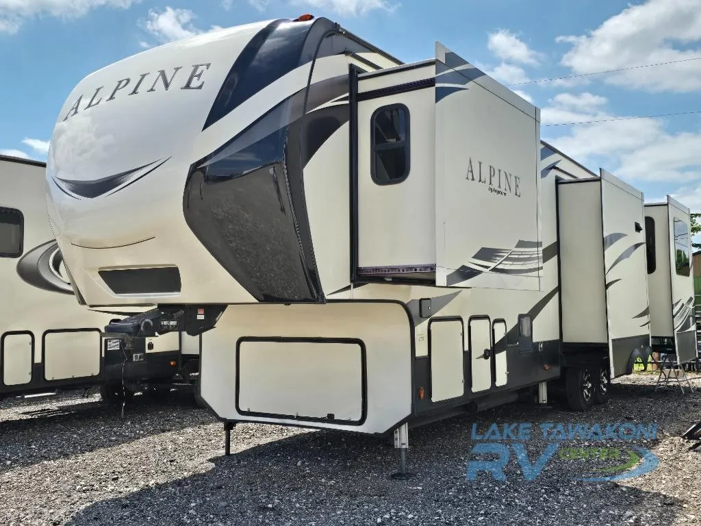 2018 Keystone RV Alpine 3501RL - Photo 2