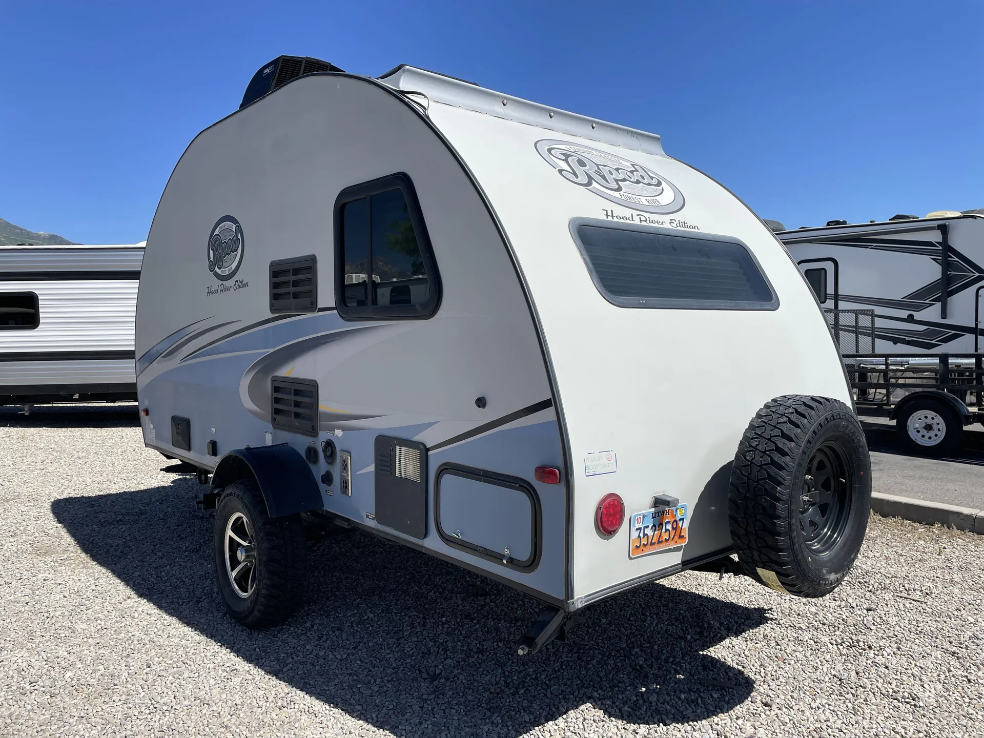 2019 Forest River R-Pod Hood River 172 — living area main