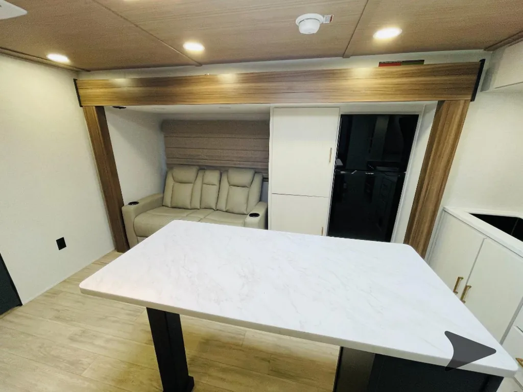 2026 Forest River Vibe Extreme Lite 2500FIK, Photos photo 11