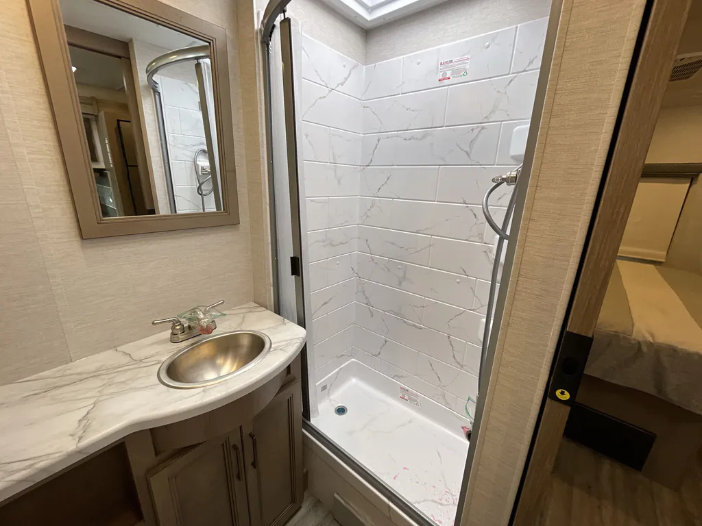 2026 Thor Motor Coach Freedom Traveler A29, Photos photo 14