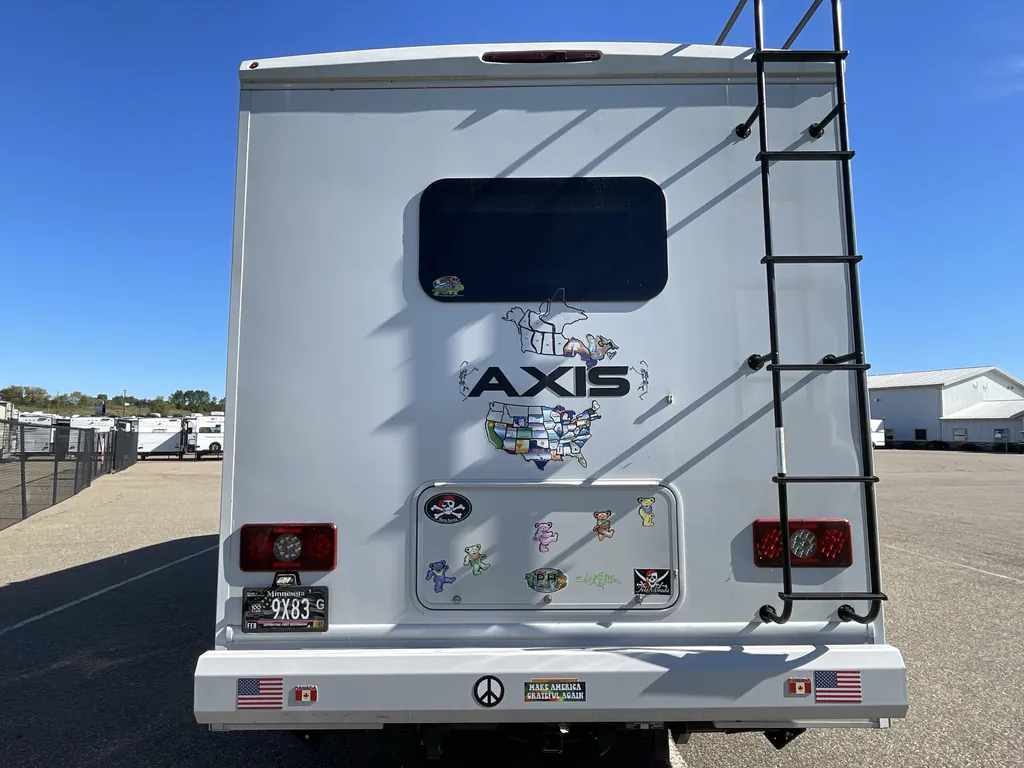 2025 Thor Motor Coach Axis 26.2, Photos photo 6