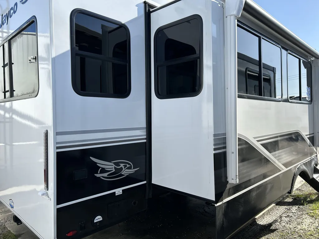 2026 Jayco Eagle 321RSTS, Photos photo 25