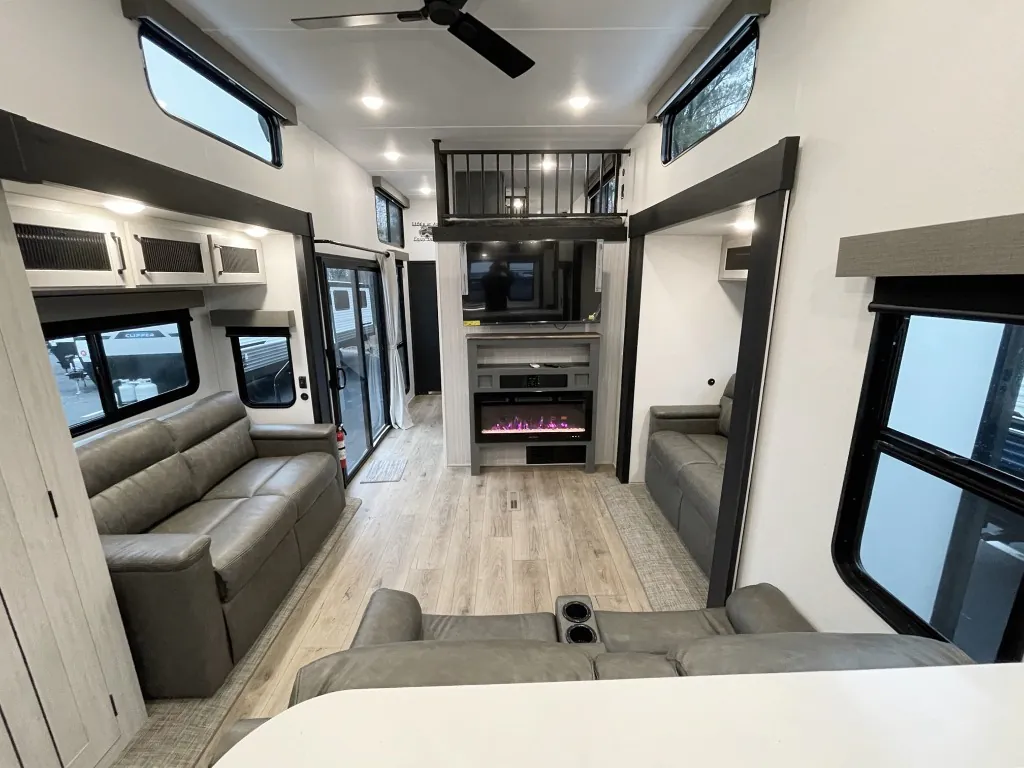 2026 Forest River Puma Vista 403LFT, Photos photo 12
